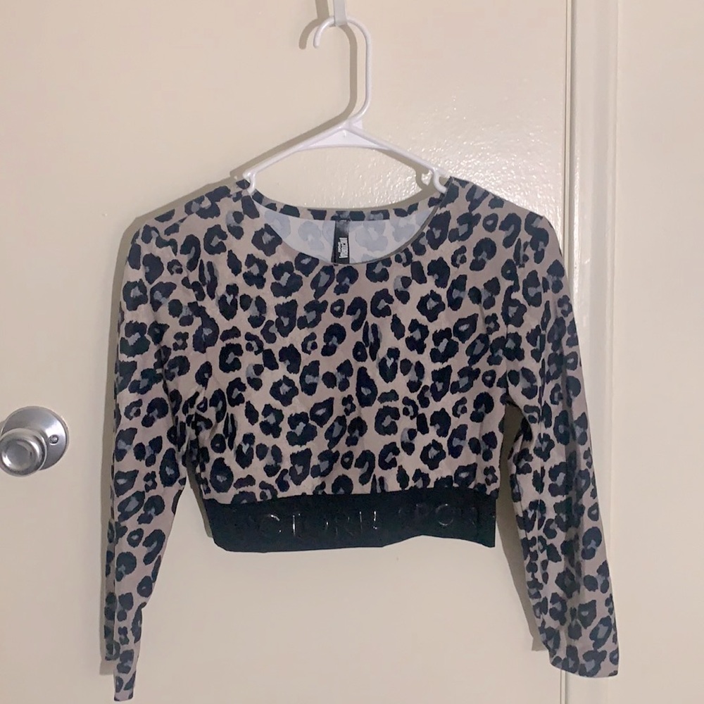 Victoria’s Secret Sport Cropped Top NWOT